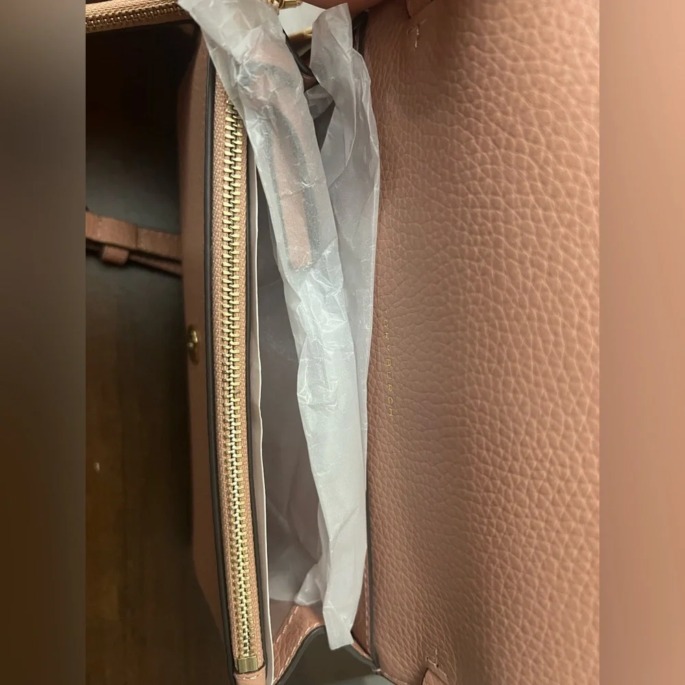 NWT! Tory Burch Thea Flat Wallet Pebbled Leather Crossbody Bag with Flat Wallet - Picture 8 of 13